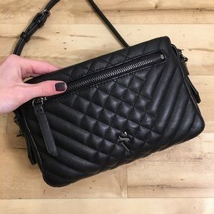 Vera wang crossbody purse
